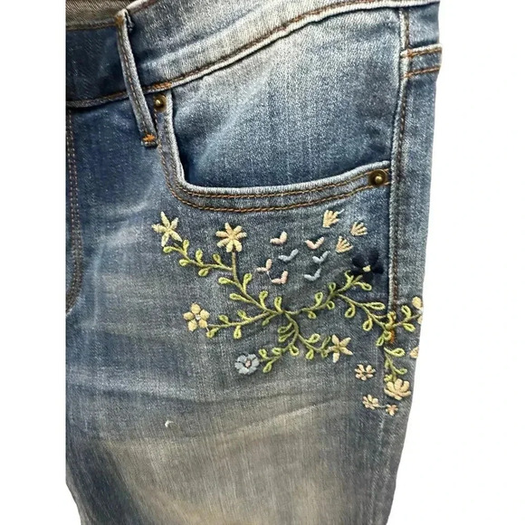 Driftwood Kelly Women's Blue Classic Fit Embroidered Bootcut Jean Size W29 L33 - Picture 5 of 5